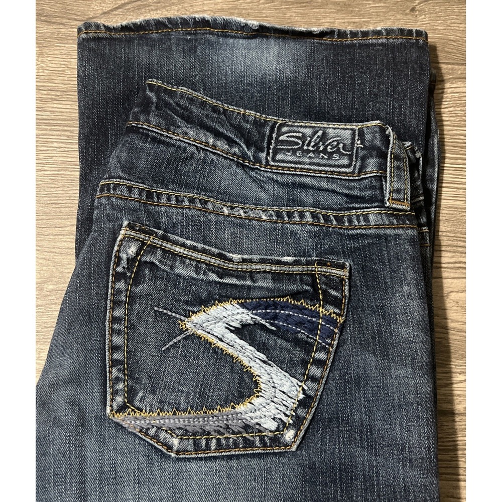 Silver Lola Flare Dark Wash Low Rise Stretch Blue Jeans Size Size 29 (30x31)